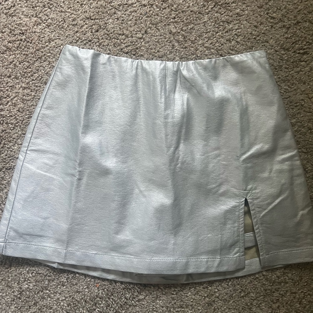 Size small metallic silver skirt/skort.